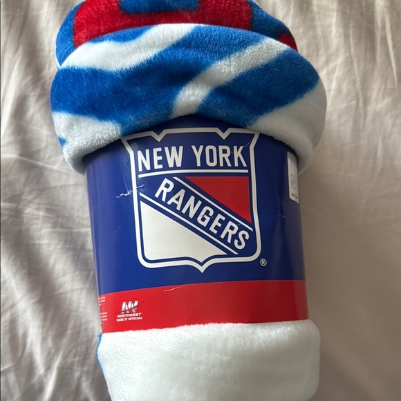 New York Rangers Plush Throw Blanket - Picture 1 of 1